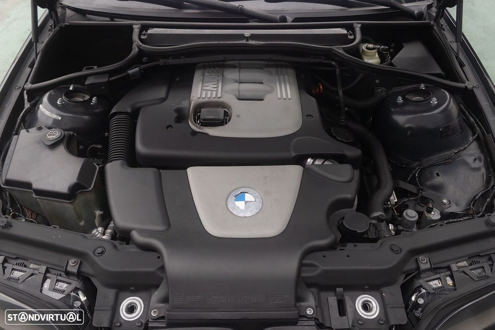 BMW 320 d Touring - 21