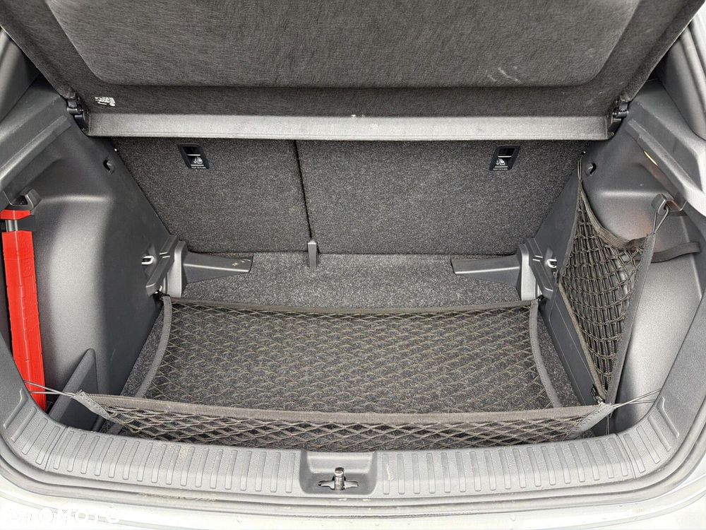 Skoda Fabia 1.0 TSI Monte Carlo DSG - 25