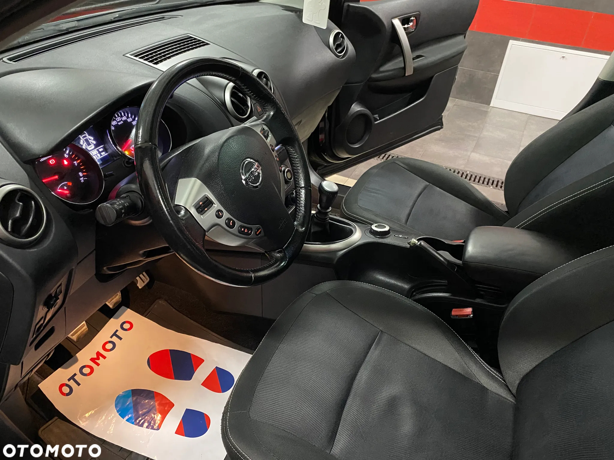 Nissan Qashqai 2.0 4 x 4 tekna - 10