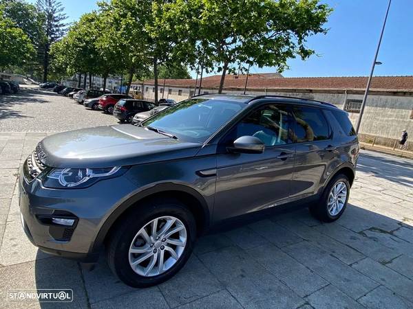 Land Rover Discovery Sport 2.0 TD4 HSE Luxury 7L Auto - 32