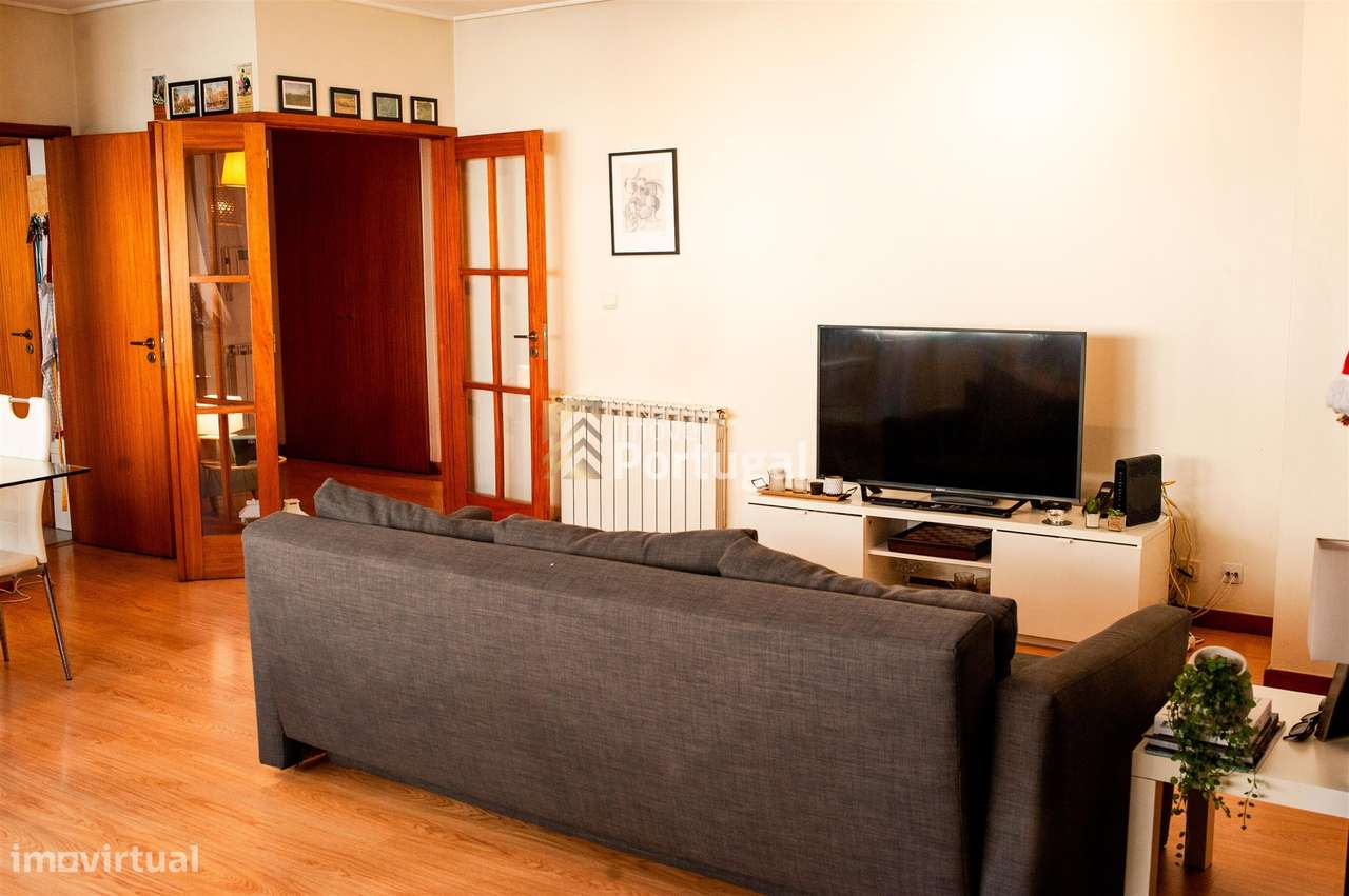 Apartamento T3 com terraço e churrasqueria - Grande imagem: 5/26