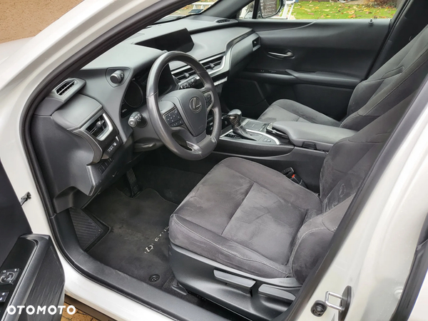 Lexus UX 200 Optimum 2WD - 9