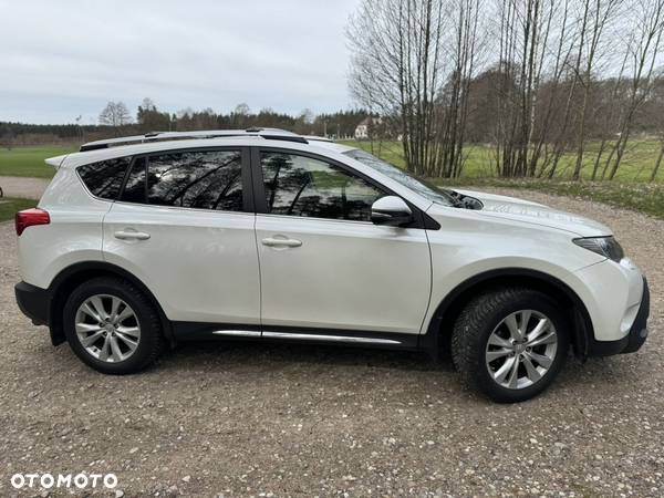 Toyota RAV4 2.0 Premium - 8