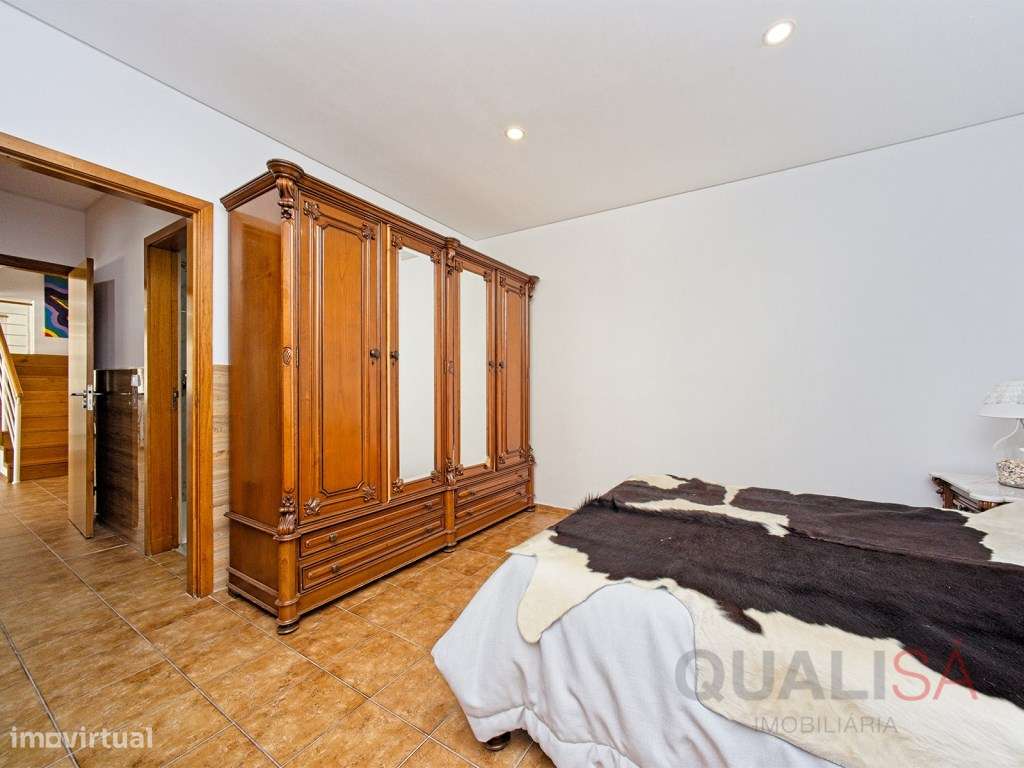 Moradia T5 com piscina, jardim e pomar e com vistas panorâmicas em ...-46