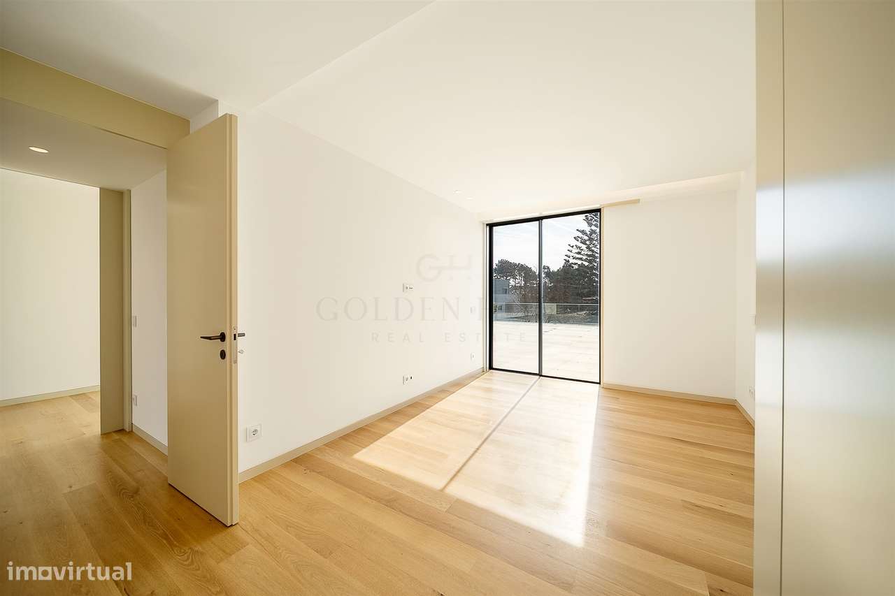 Moradia T4 de Luxo em Canidelo com Vista Mar | Golden Hour Real Estate-29