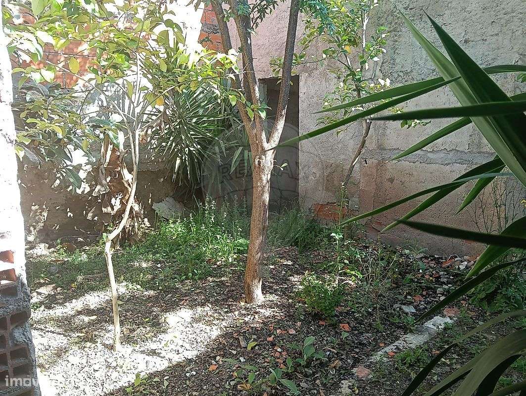 Moradia T2 para venda-8