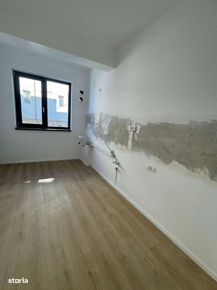 Vanzare 2 camere decomandat bloc nou finisaje de lux 10min de Unirii - Imagine principală: 5/6