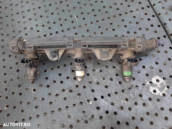 rampa cu injectoare vw polo 9n seat cordoba 6l ibiza 6l skoda fabia 1 roomster 5j 1.2 b   03e133320 - 1