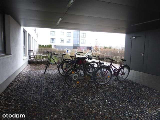 M2 z oddzielną kuchnią, przy M Ulrychów,-12