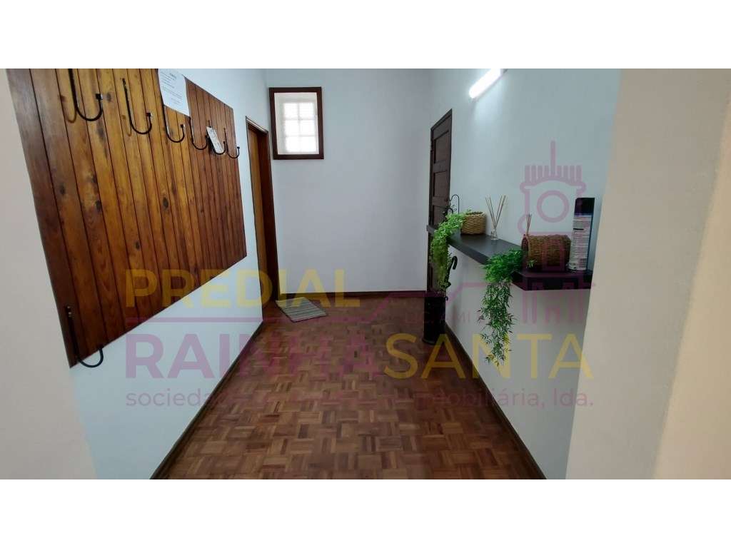 Quarto em apartamento remodelado - Rua do Brasil - Coimbra - Grande imagem: 5/9