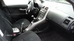 Toyota Auris 1.4 D-4D 5P 2007 - Para Peças - 6