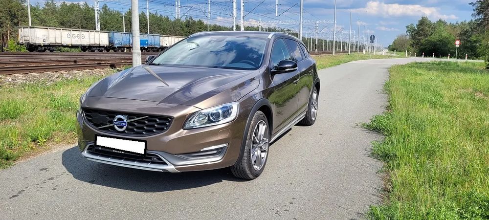 Volvo V60 D3 Geartronic Summum 2016