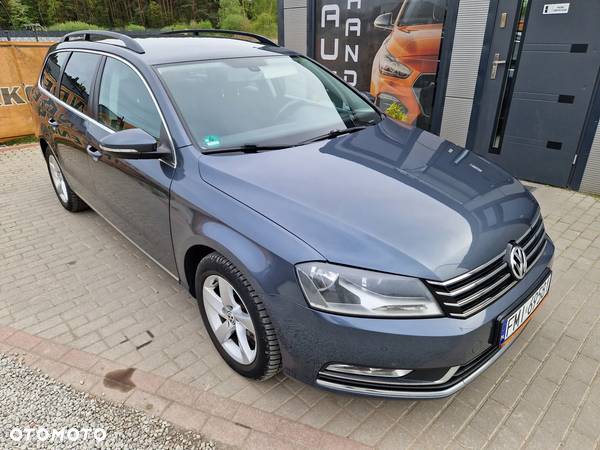 Volkswagen Passat 2.0 TDI Comfortline - 9