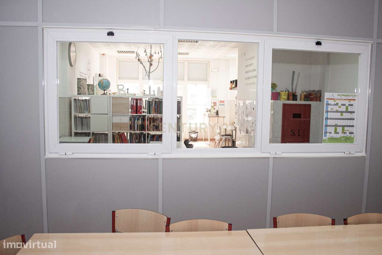 Venda do Trespasse de excelente Loja na Tapada das Mercês, Sintra - Grande imagem: 5/8