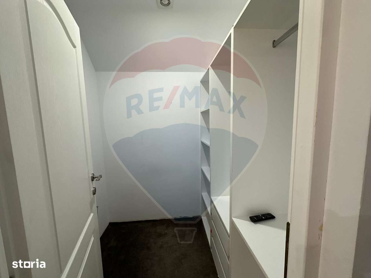 Casă / Vilă cu 5 camere de închiriat - Imagine principală: 5/19