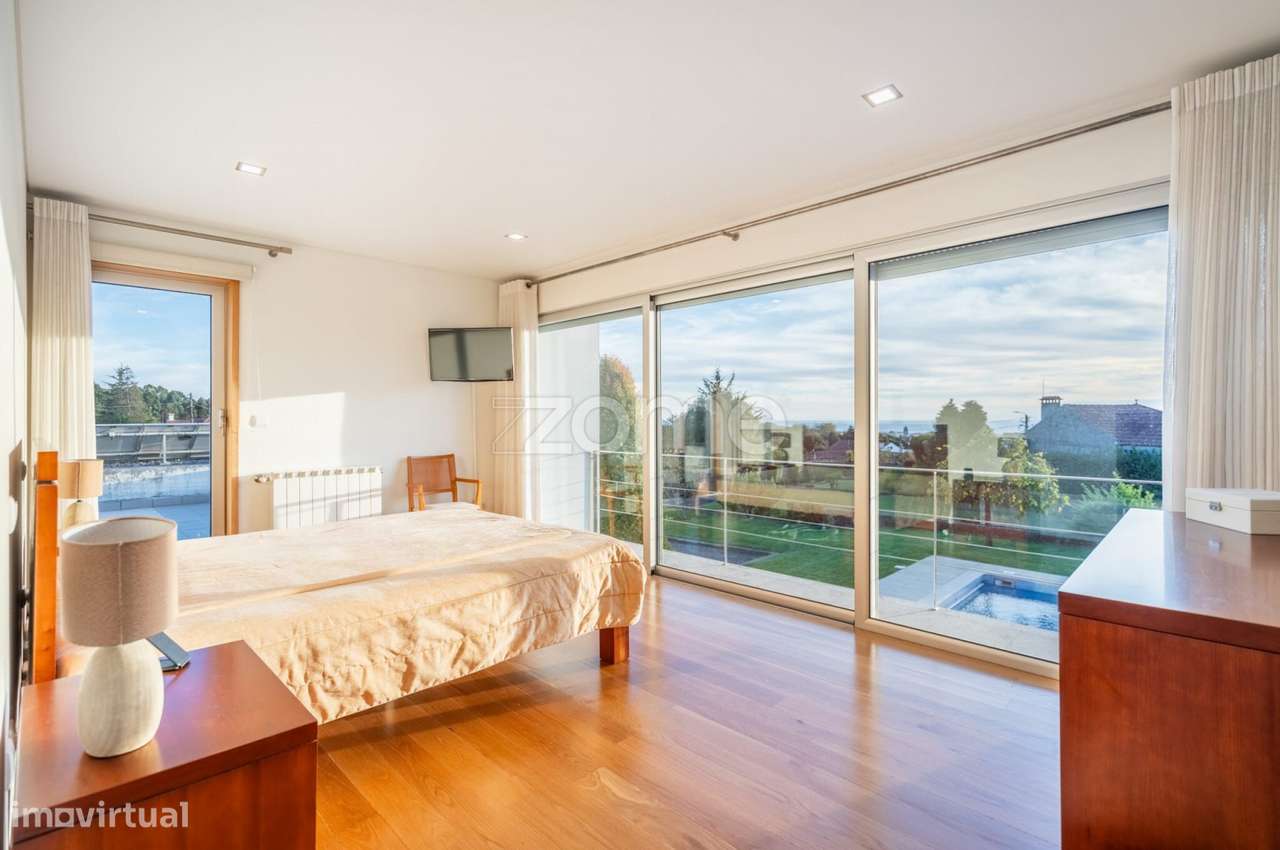 Moradia T4 com piscina | Esposende-22