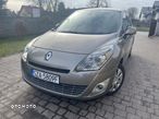 Renault Grand Scenic - 12