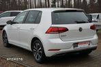 Volkswagen Golf - 6