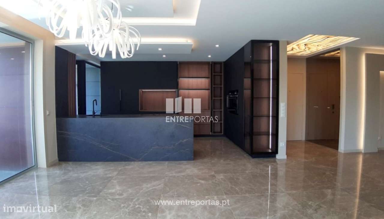 Venda de fantástico Apartamento T4 no centro de Vila do Conde - Grande imagem: 3/19