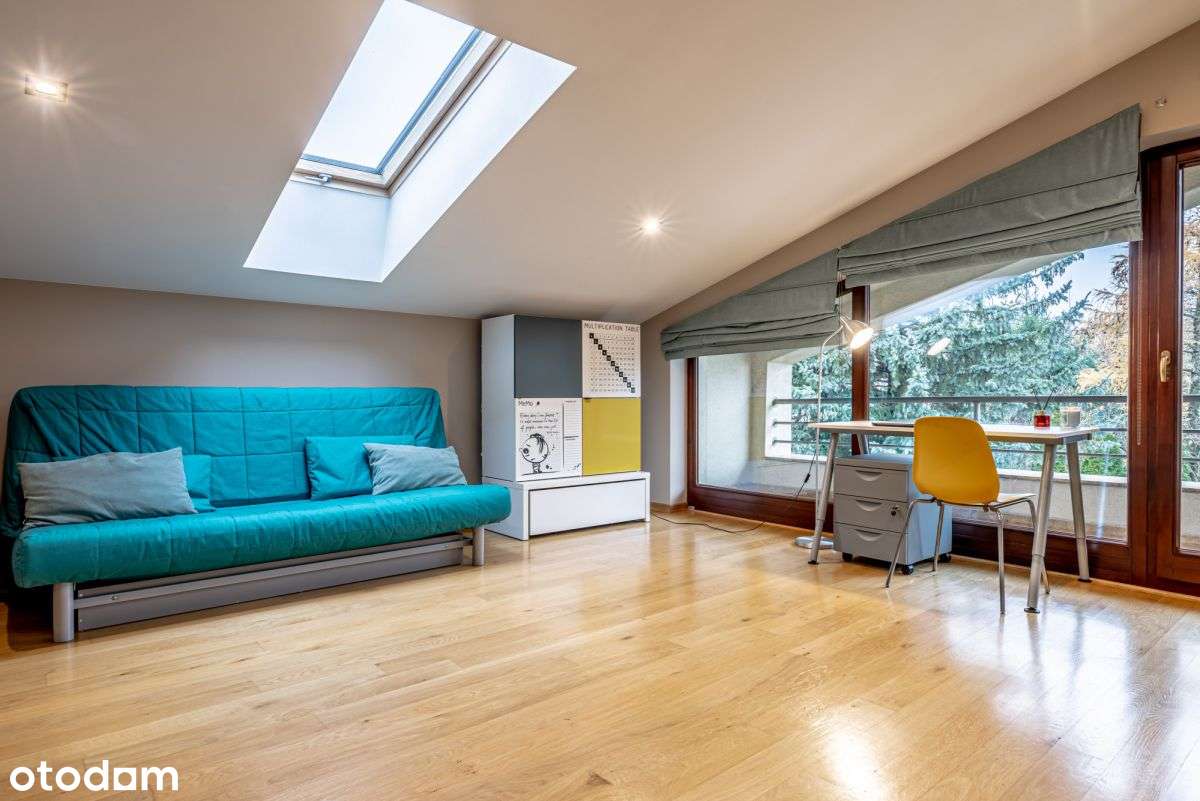 Elegancki dom z częścią biurowo-magazynową-6