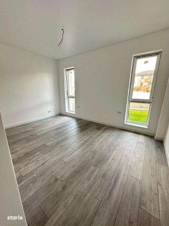 Vanzare Apartament 3 camere/Decomandat/Incalzire in Pardoseala - Imagine principală: 2/9