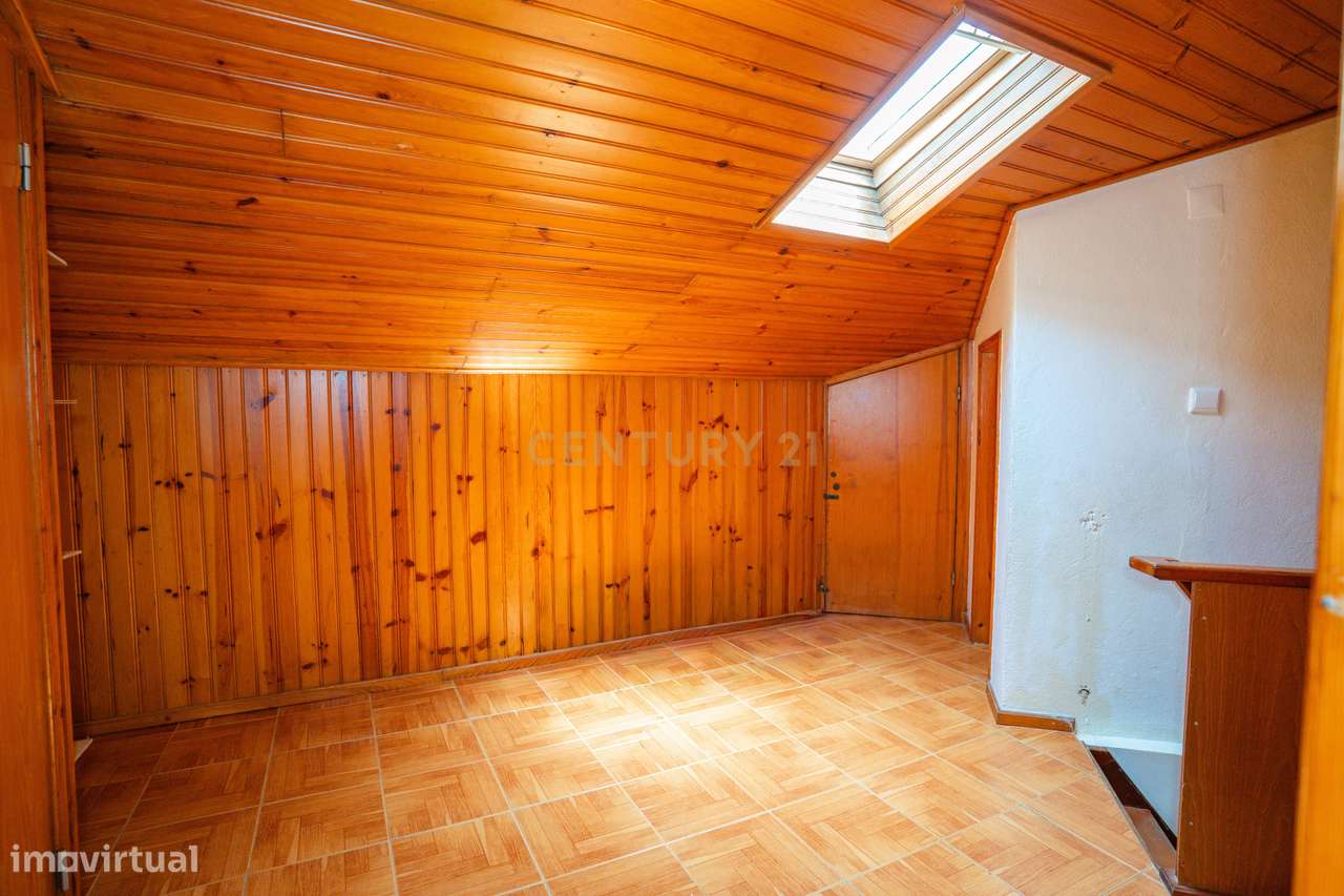 APARTAMENTO T2+2 | ZONA CENTRO | CALDAS DA RAINHA-29