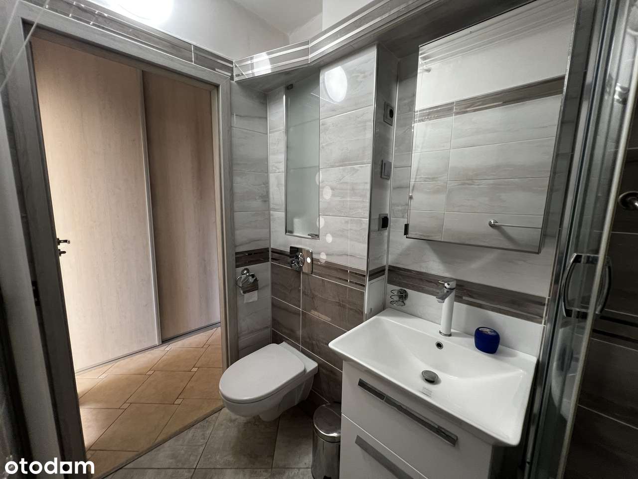 Dwustronne, jasne mieszkanie  z świetną komunikacją. Do wprowadzenia.-2