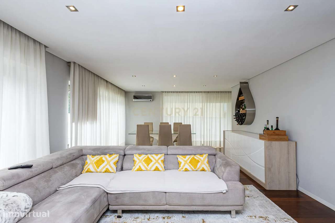 Moradia T4 - Vila de Cucujães - Oliveira de Azeméis-10