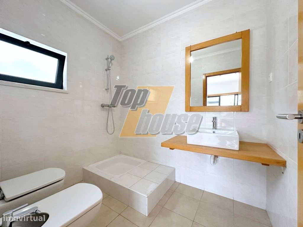 Moradia Isolada T5 Com Cave-35