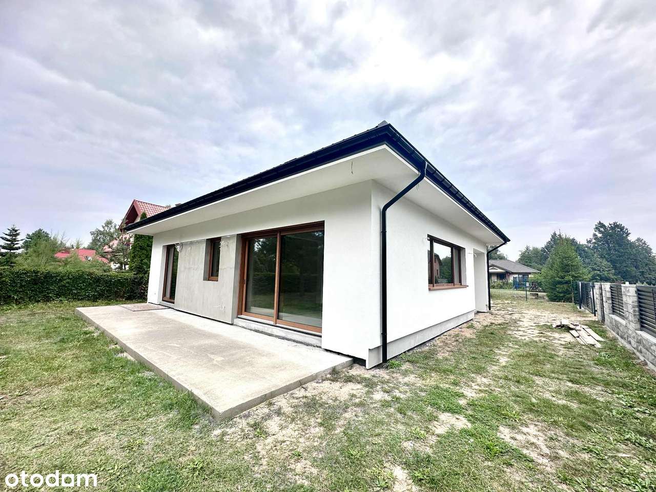 Dom w spokojnej, zielonej okolicy – Stok Lacki-3