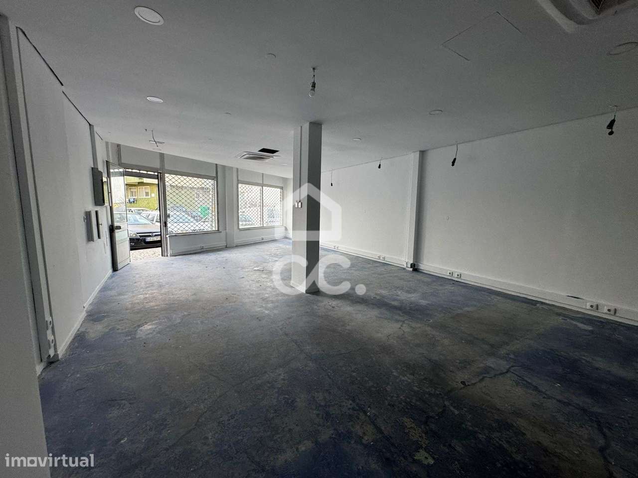 Loja Quinta do Marzagão em Loures-0