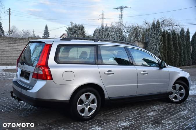 Volvo V70 2.0 - 24