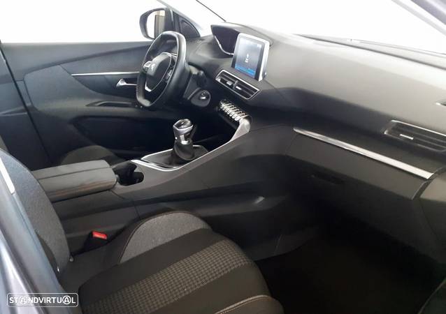 Peugeot 3008 1.5 BlueHDi Active - 28