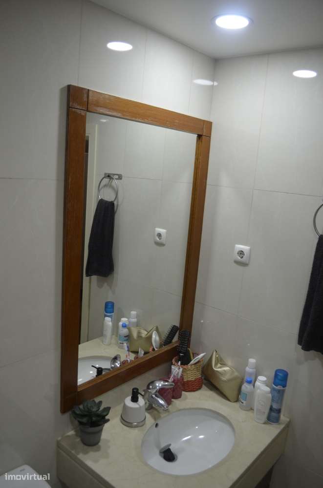 T1 Alto dos Moinhos - junto Estádio da Luz - Grande imagem: 4/15