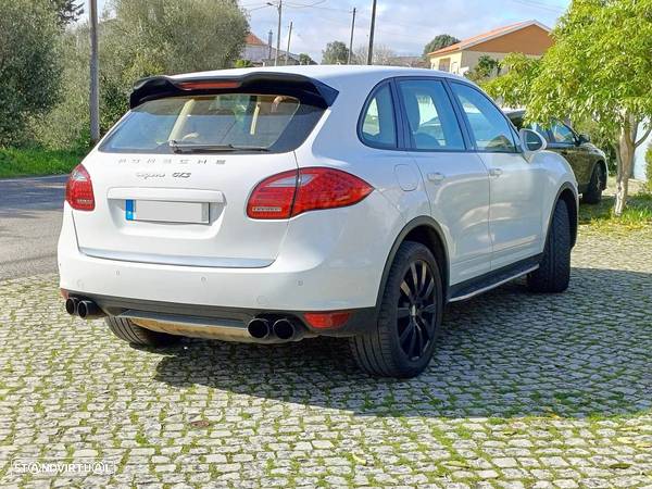 Porsche Cayenne II Platinum Edition - 4