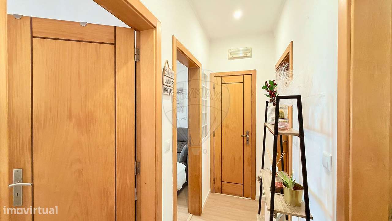 Moradia T2 para venda-24