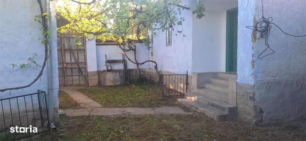 Casa de vanzare in Uileacul de Beius – gospodarie traditionala, zona p - Imagine principală: 2/12
