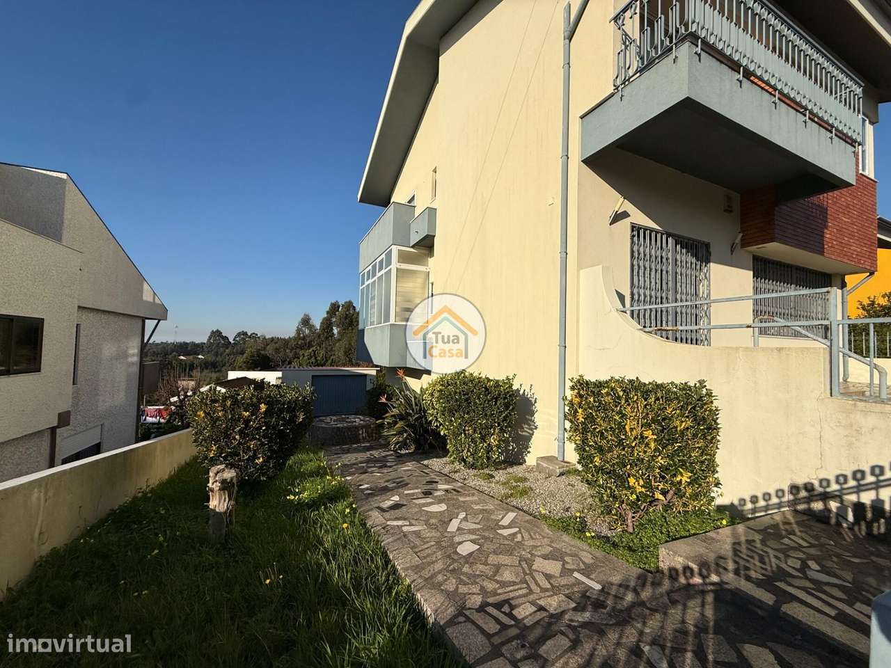 Moradia T4 com 4 frentes - Grijó - Grande imagem: 5/47