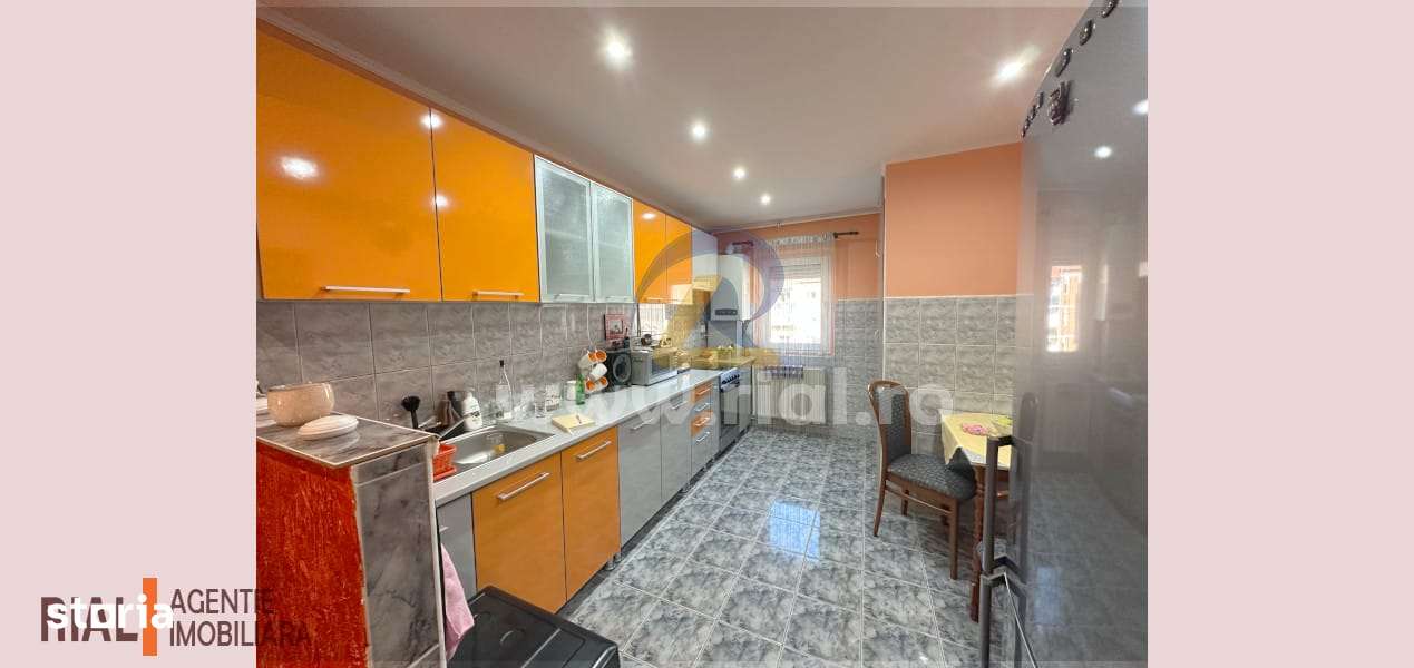 Apartament 3 camere de vânzare – Vitrometan-0