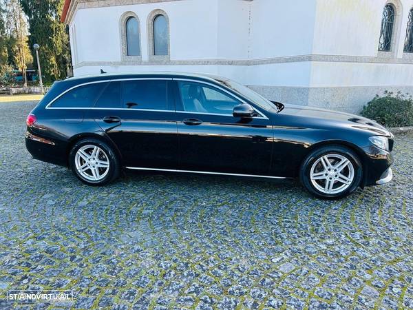 Mercedes-Benz E 220 d 4Matic T 9G-TRONIC Avantgarde - 7