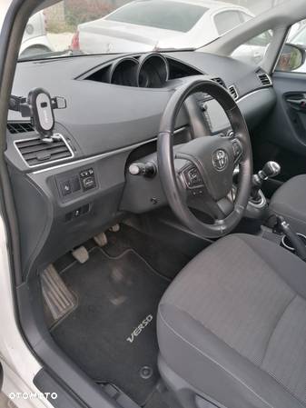 Toyota Verso 1.8 Premium EU6 - 6