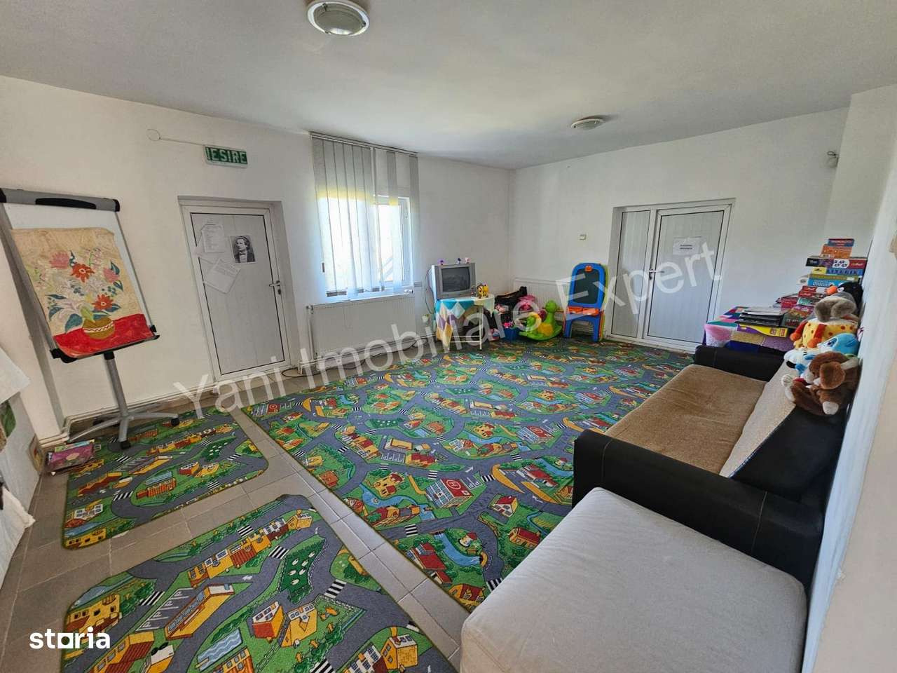 Casă de vânzare în Curtea de Argeș, zona Valea Sasului. - Imagine principală: 3/20