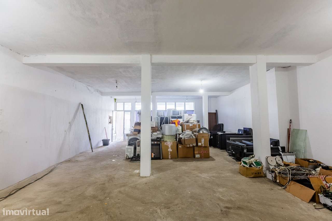 Loja na Estrada Regional da Ribeira Grande - Grande imagem: 5/10