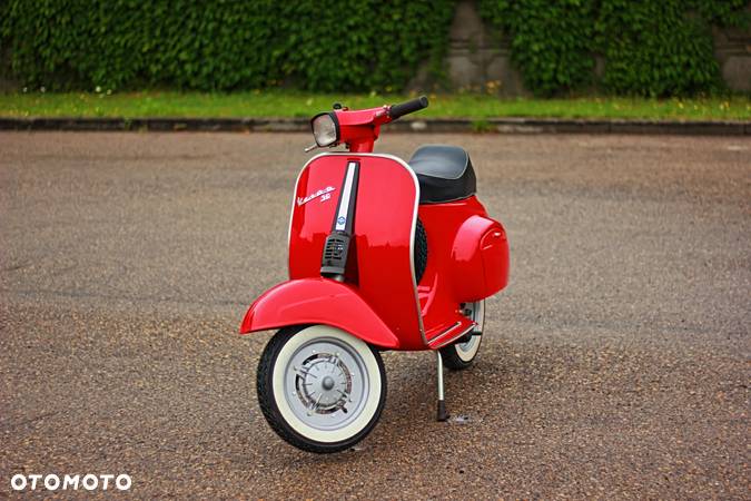 Piaggio Vespa - 3