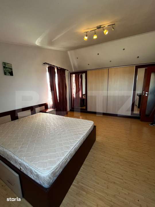 Apartament cu 3 camere, 90 mp, zona Sud - Imagine principală: 4/10