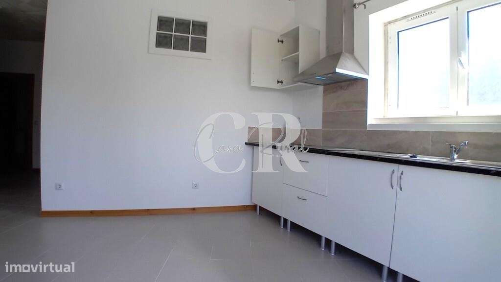 Apartamento R/C renovado para venda no centro de Figueiró dos Vinhos-2