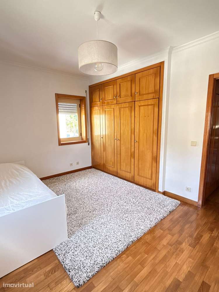Excepcional Apartamento T4 Dúplex, Nogueira da Maia-17