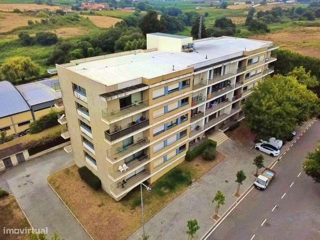 Apartamento T3 Moderno em Moreira da Maia-26