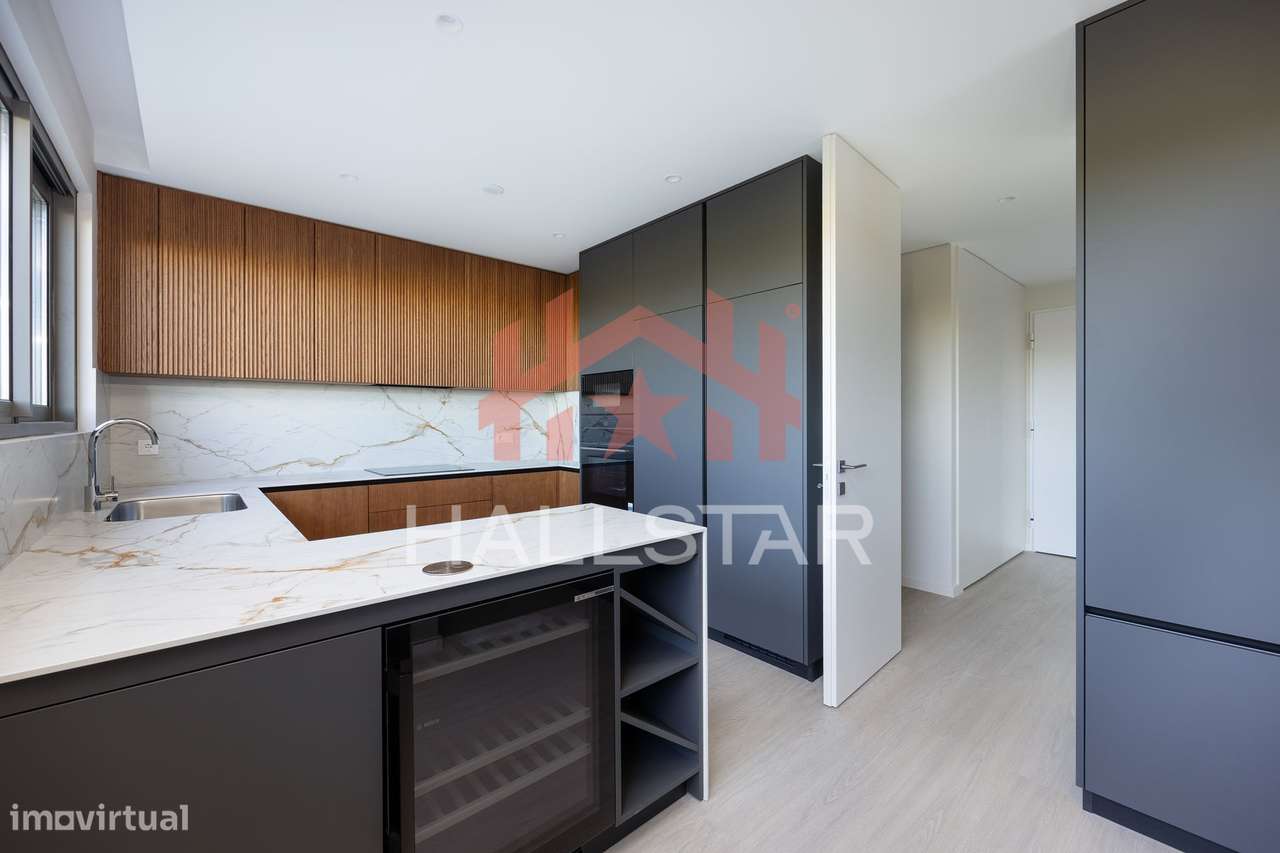 Apartamento T2 / Condominio Fechado / Centro de Leiria - Grande imagem: 2/34