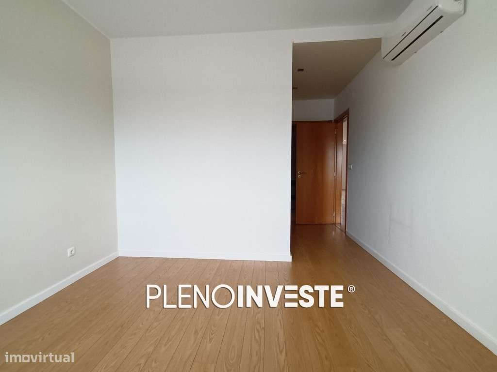 Venda de apartamento T2 Recente nos Redondos-8